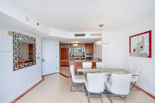 Building Photo - 17201 Collins Ave