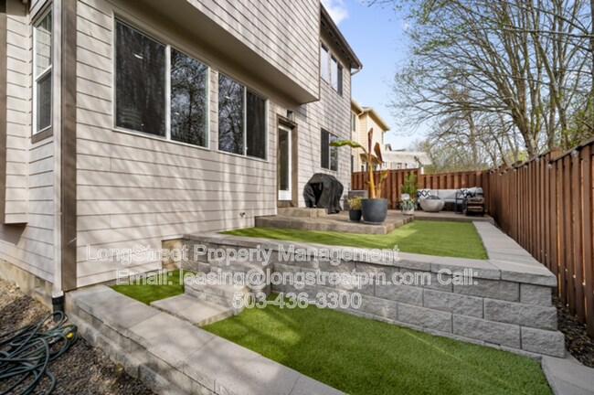 Building Photo - 16980 SW 133rd Terrace
