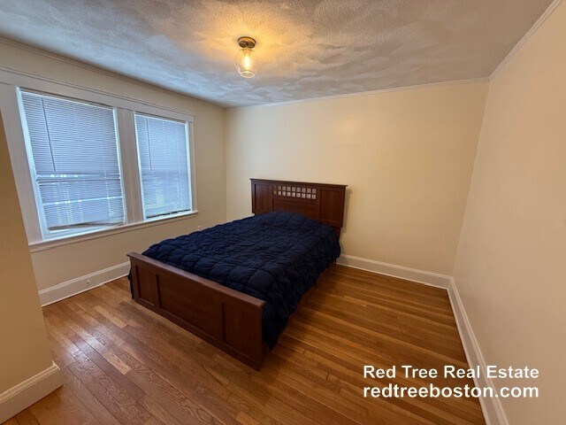 Building Photo - 58 Edgecliff Rd