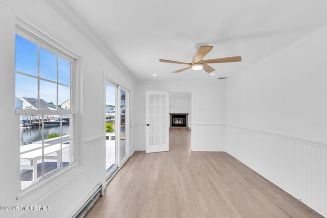 Building Photo - 90 Spinnaker Ct