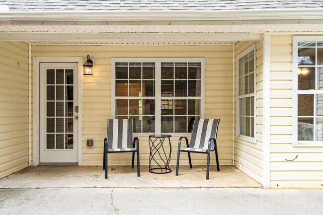 Building Photo - 104 Kingston Pointe Dr