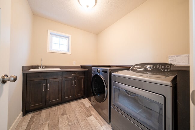 Building Photo - 5029 Hankerson Ave