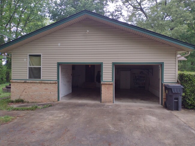 Building Photo - 10825 AL-67