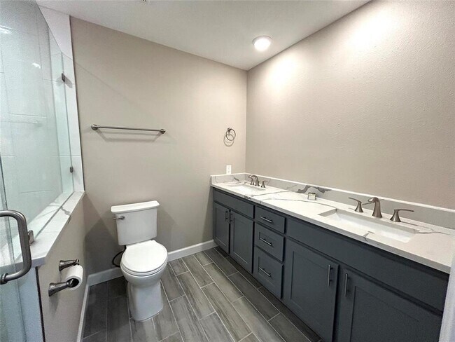 Building Photo - 6 Wolly Bucket Pl