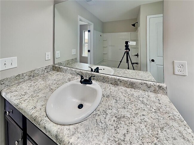 Building Photo - 5537 Union Pointe Pl