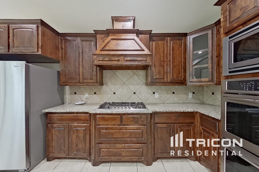 Building Photo - 13624 Cortes de Pallas Dr
