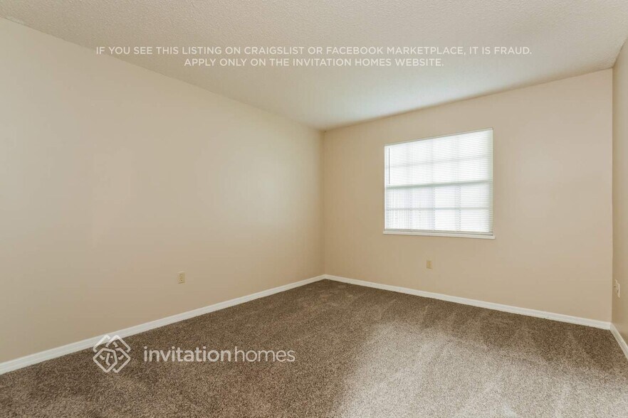 Building Photo - 801 Westchester Dr