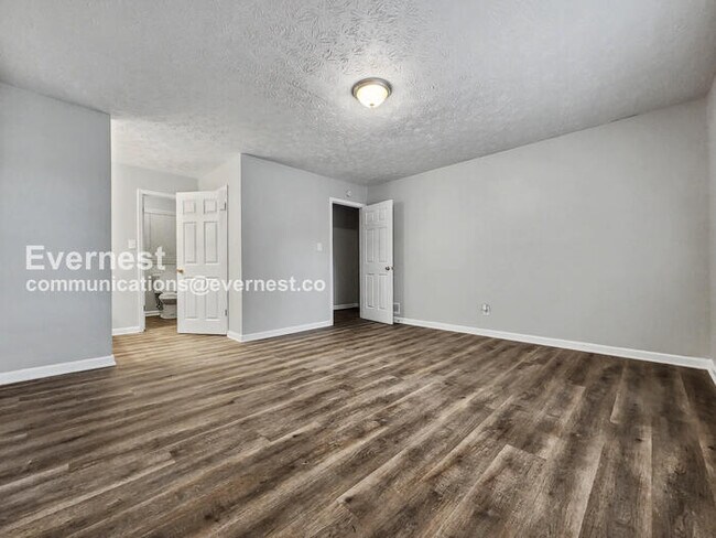 Building Photo - 624 Cannon Dr