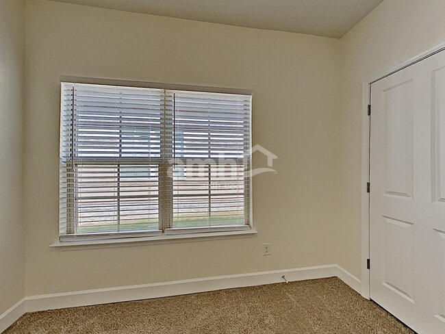 Building Photo - 2214 Rigden Mill Dr