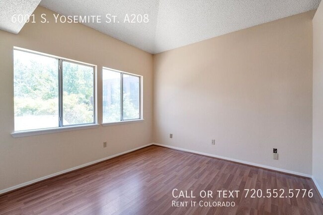 Building Photo - 6001 S Yosemite St
