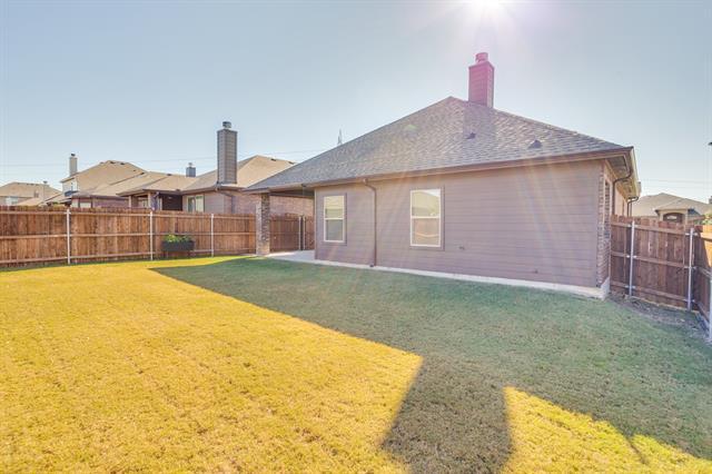 Building Photo - 4013 Lazy River Ranch Rd