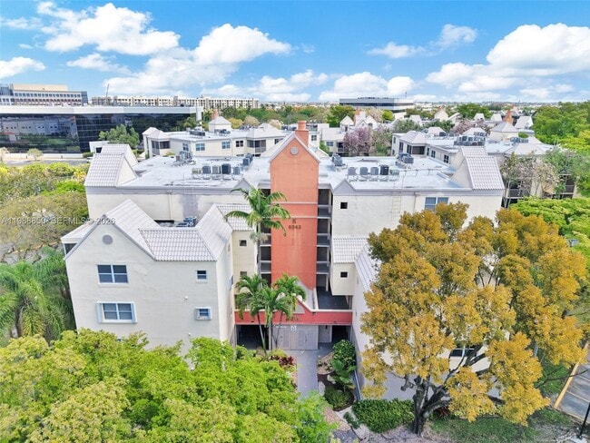 Building Photo - 8343 Lake Dr