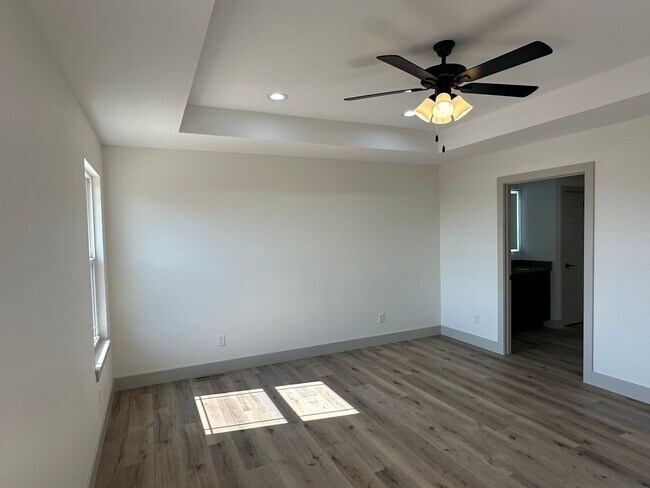 Building Photo - NEW 5 Bed 3 Bath w/ Walk Out Basement Waynesville School District