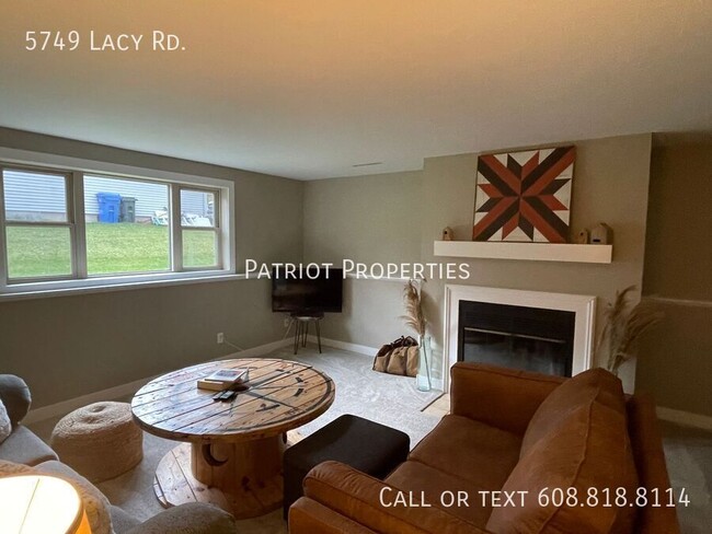 Building Photo - 5749 Lacy Rd