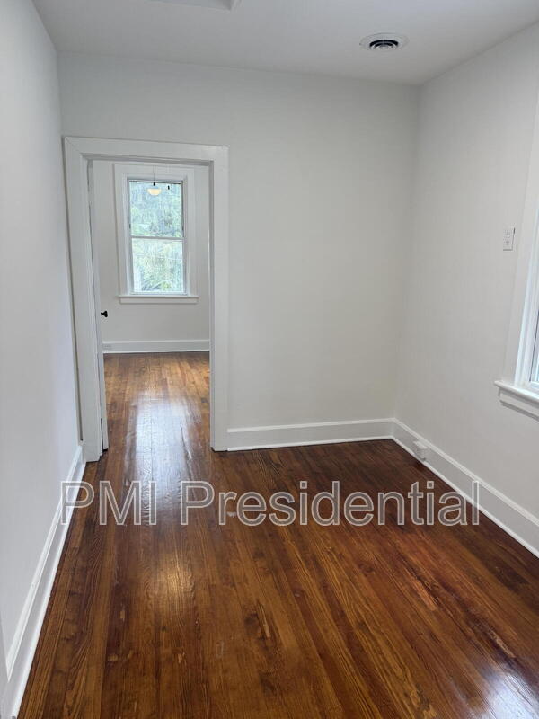 Building Photo - 1226 N 36th St