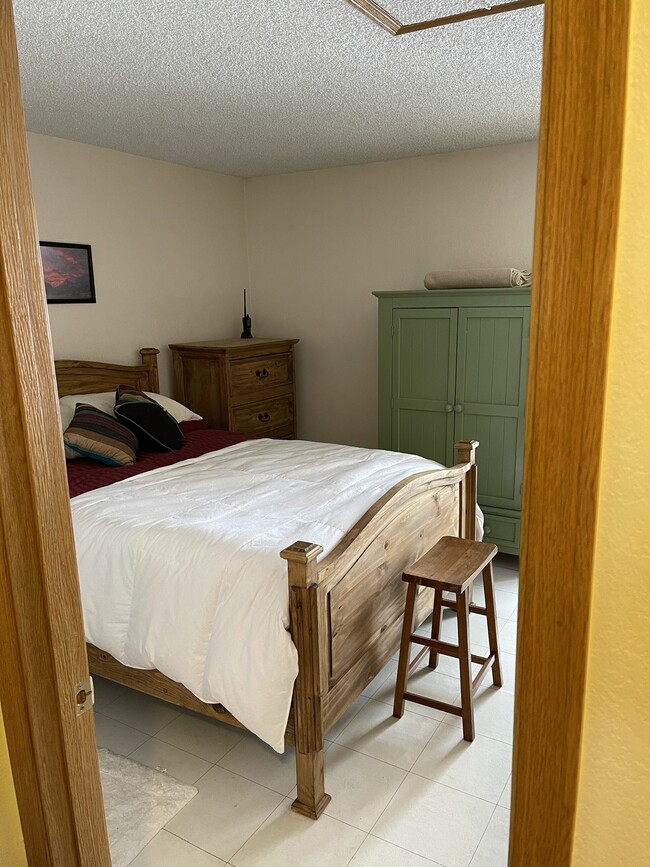 2nd bedroom - 8185 S Fillmore Cir