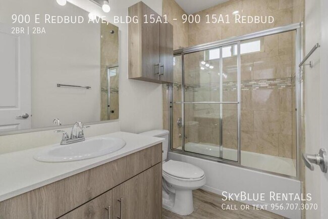 Building Photo - 900 E Redbud Ave