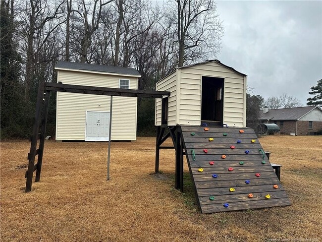 Building Photo - 1986 Christopher Way