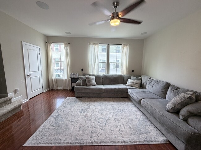 Building Photo - 606 Muddy Creek Rd