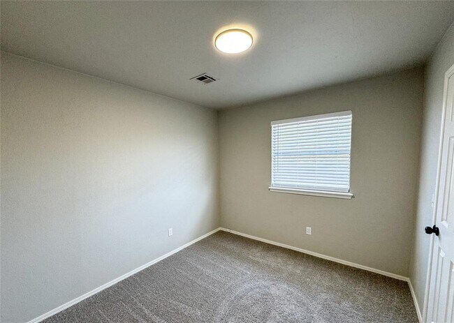 Building Photo - 7030 Elk Canyon Rd