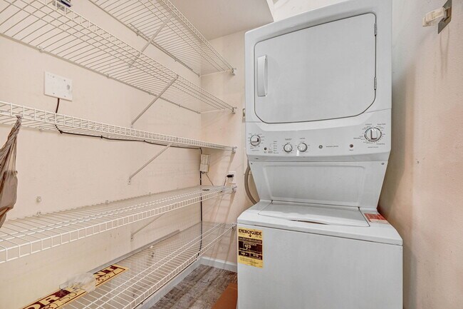 Laundry Room / Storage - 1140 Luminary Cir