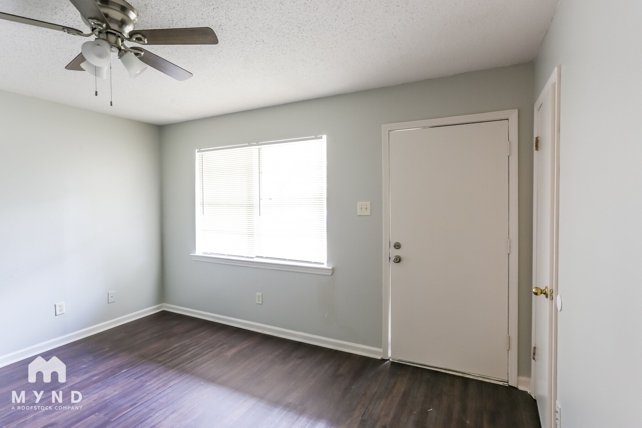 Building Photo - 2975 Fairlane Dr