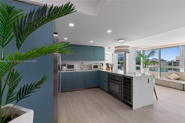 Building Photo - 1025 92nd St