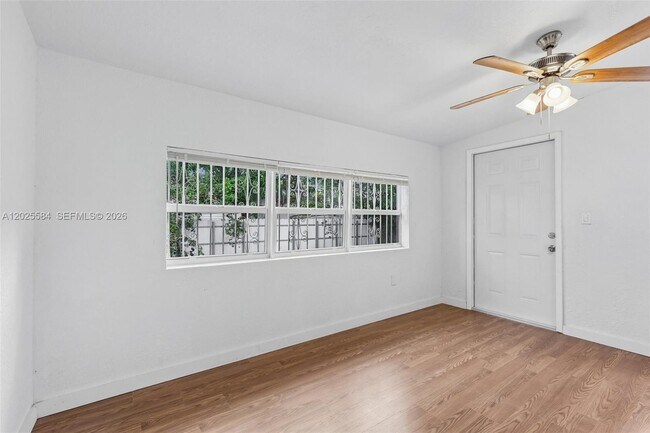 Building Photo - 1045 NW 115th St