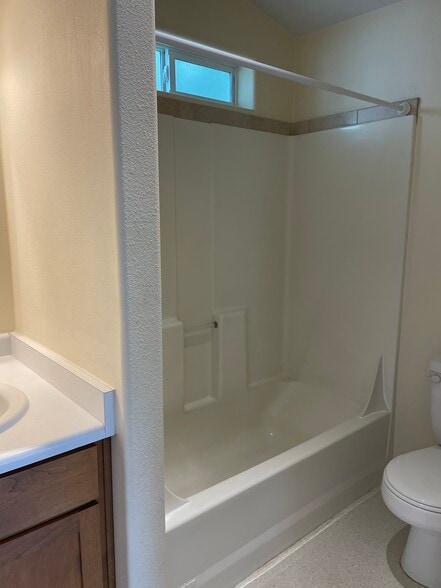 Bathroom Shower - 207 Willamette Ave