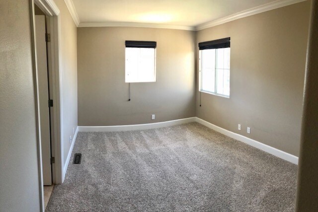 Building Photo - Welcoming and Spacious Las Palmas II Home ...