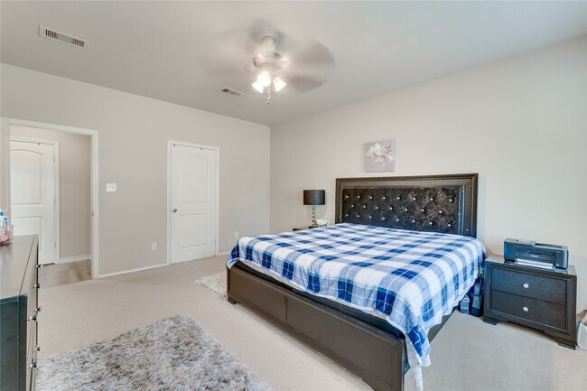 Building Photo - 25806 Palmdale Estate Dr