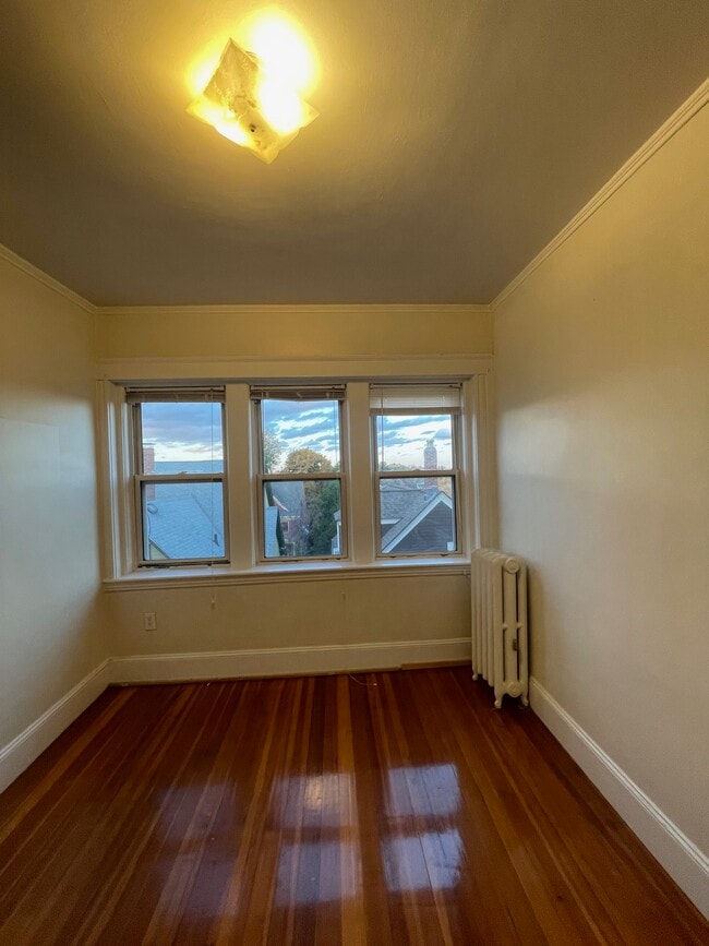 Building Photo - 46 Babcock St