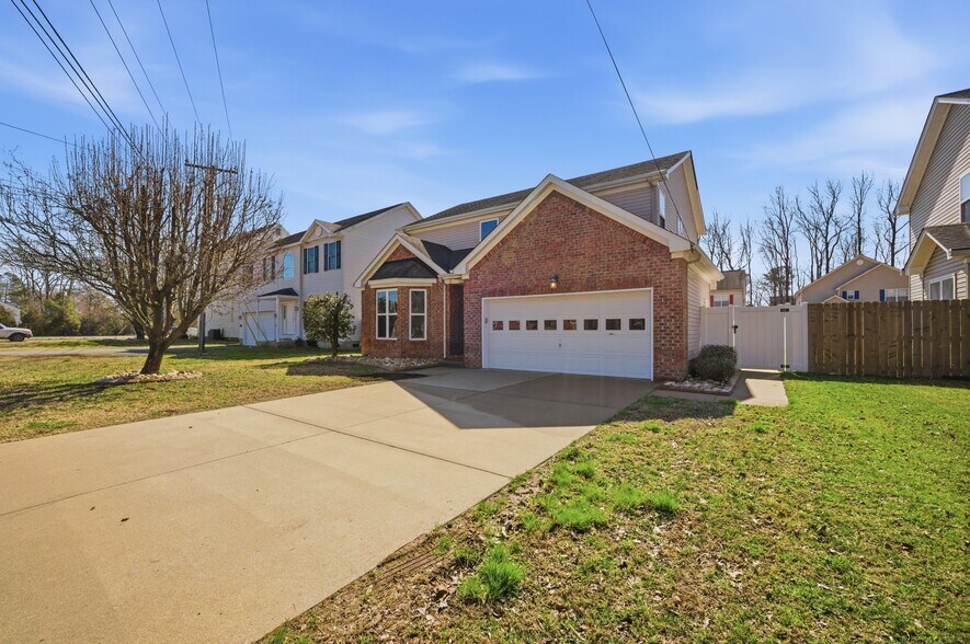 Building Photo - 5205 Pughsville Rd