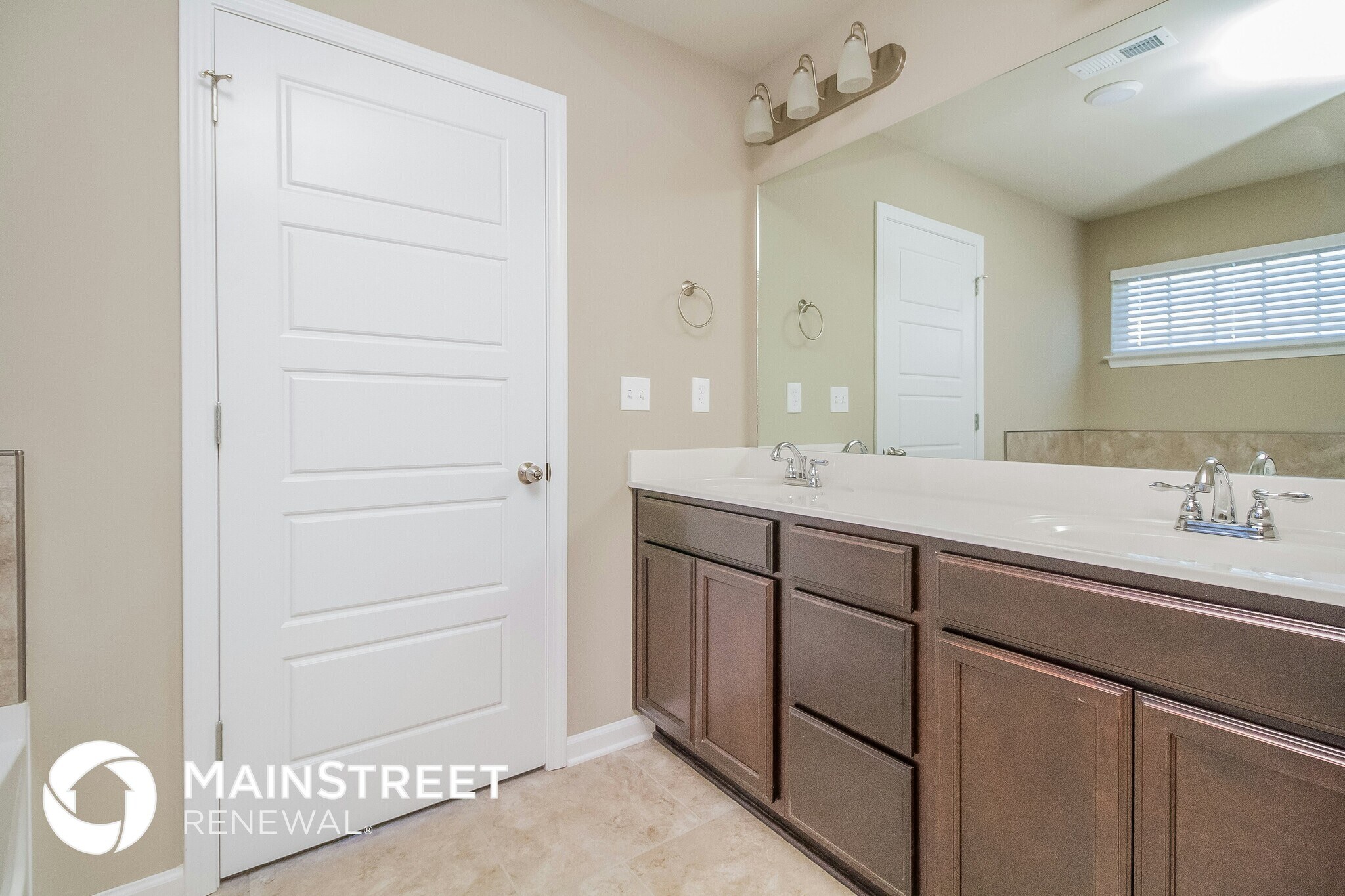 Building Photo - 102 Chyntara Dr