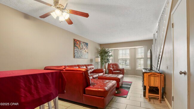 Building Photo - 2518 Johnson Dr