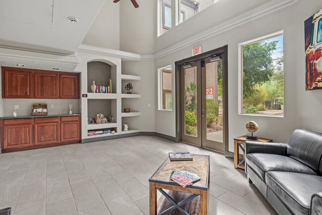 Building Photo - 14000 N 94th St