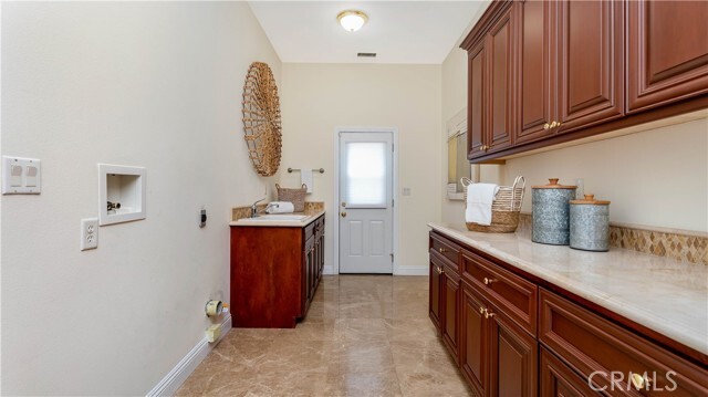 Building Photo - 2225 Wind River Ln
