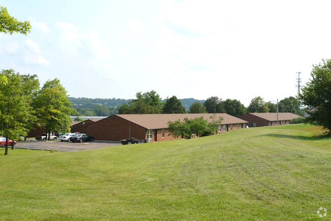 Building Photo - Village West