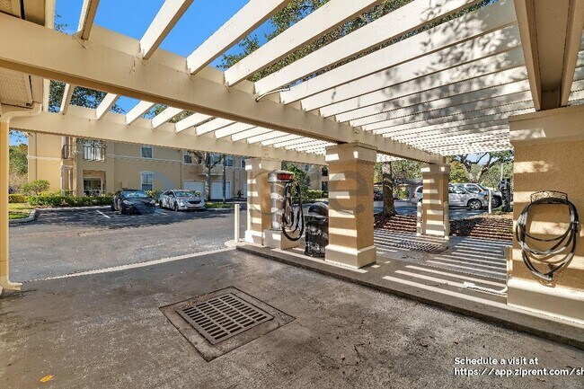 Building Photo - 5125 Palm Springs Blvd