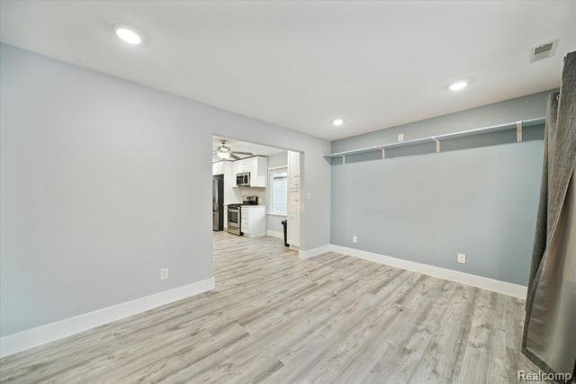 Building Photo - 227 E Baker Ave
