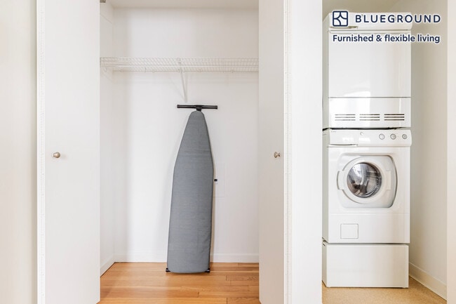 Building Photo - 4-75 48th Avenue-SI FL7-ID2223