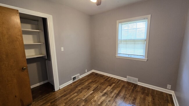 Building Photo - 3109 Beecher Rd