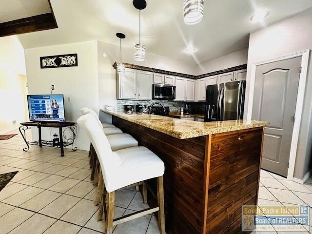 Building Photo - 1 Torrey Pines Dr