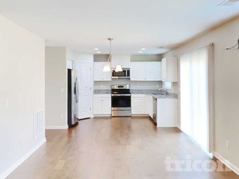 Building Photo - 2904 Cherry Point Ln