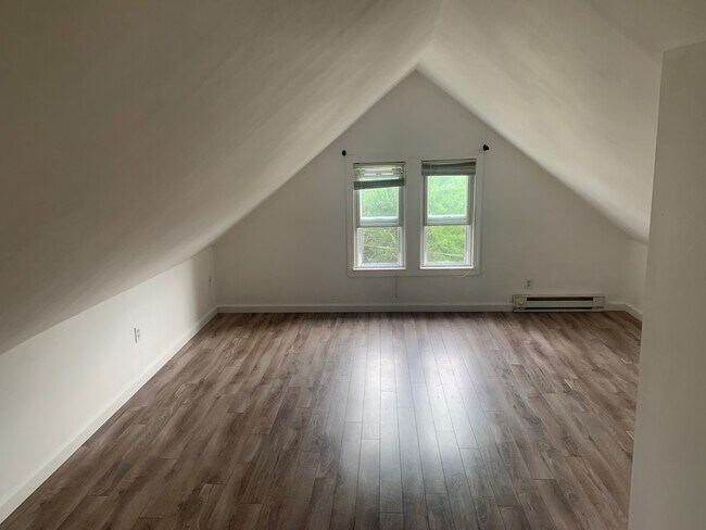 Unit 3 - Living Room - 179 Hart St