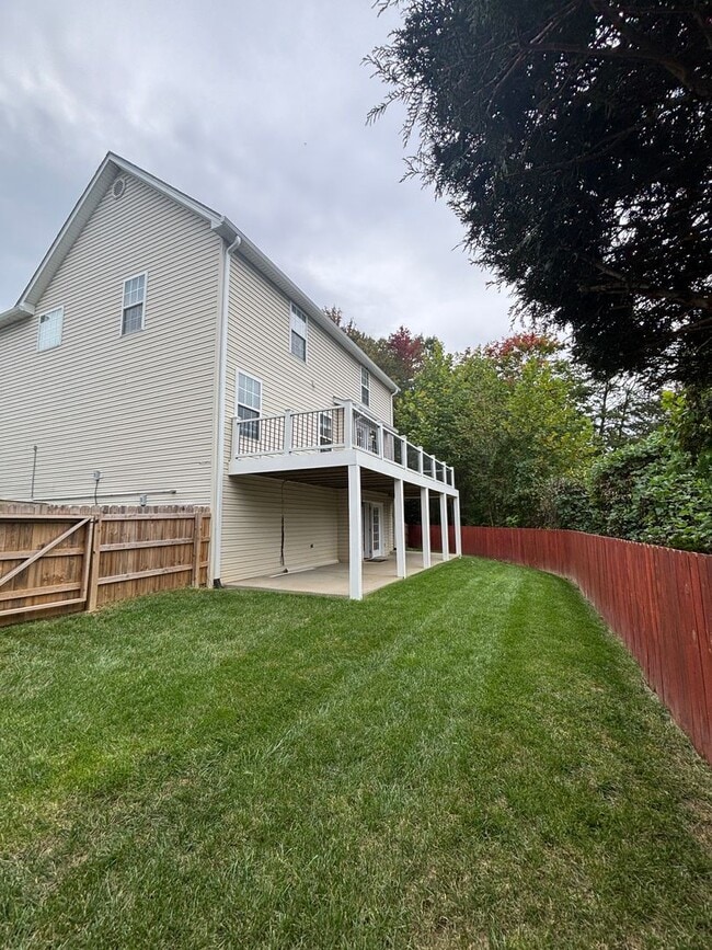 Building Photo - 4465 Olyvia Place