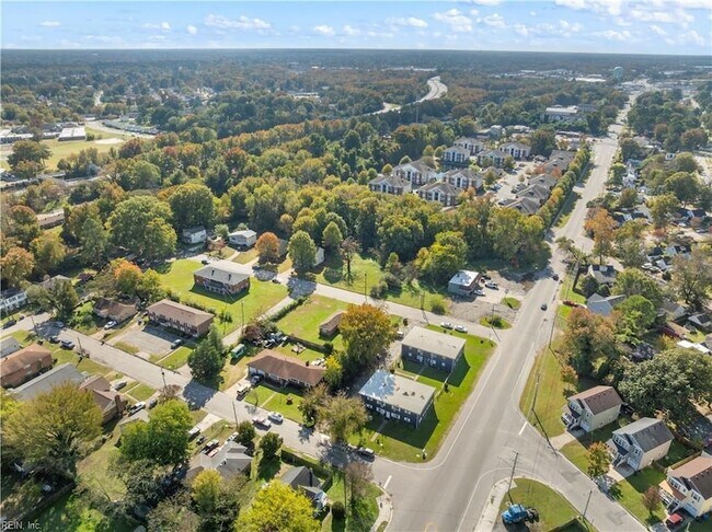 Building Photo - 200 Pullman Ave