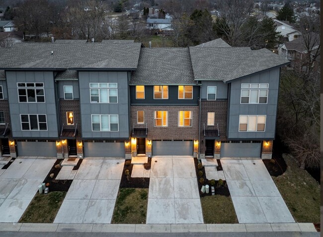 Building Photo - 8238 Bostic Dr