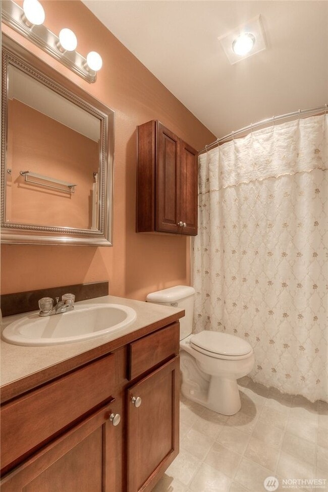 Building Photo - Glacier Valley 2 Bedroom Home Available Au...