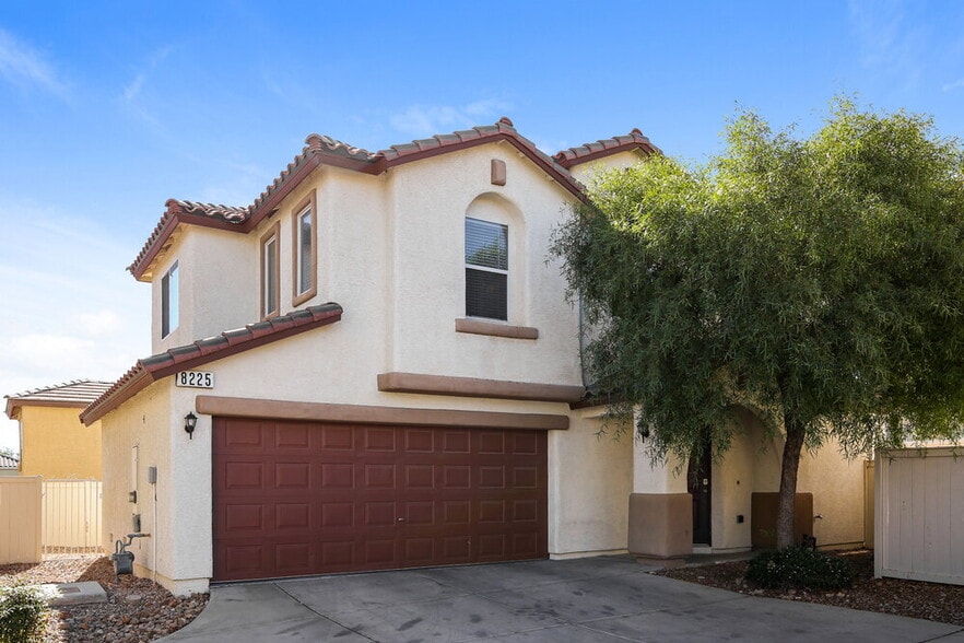 Primary Photo - 8225 W Wildwood Glen Dr